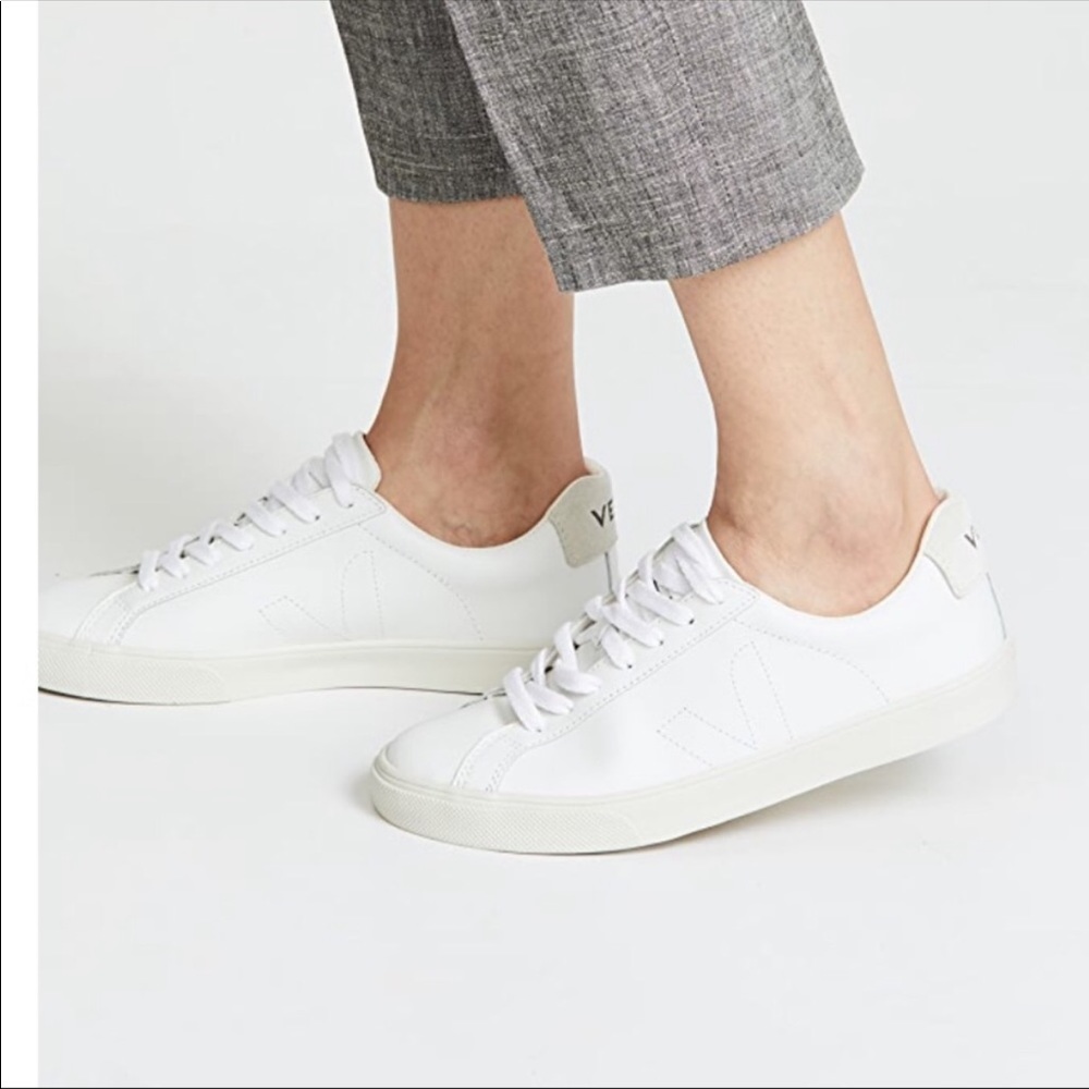 Veja Esplar Low Sneakers